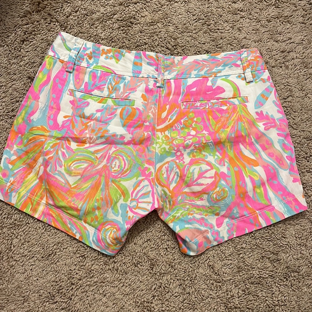 Lilly Pulitzer Callahan short - Picture 2 of 4